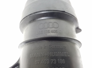 AUDI S5 8T3 (2007–2016) Ölfiltergehäuse 06E115405C - 3