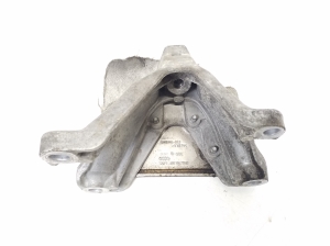  Engine bracket  - 8K0199307BF 