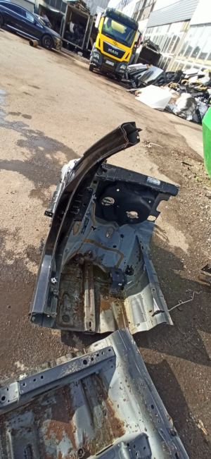 VOLVO XC90 (2015–2024) Vorderer Ausleger 31672513 - 3