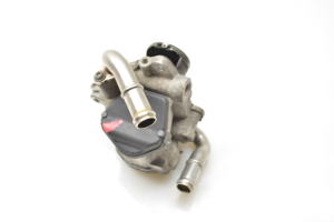  EGR valve 