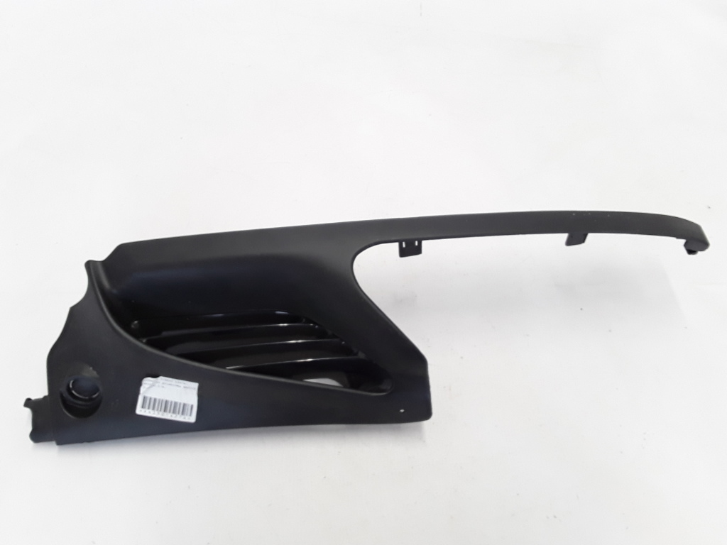 RENAULT Scenic (1996–2003) Front grille 7700834201 RENAULT Scenic (1996–2003) Front grille 7700834201