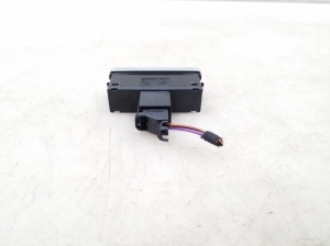 Volkswagen Sharan (2010–2026) Hazard light switch 7N0953509C - 4