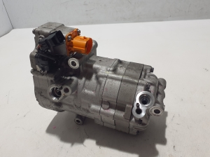 A/C compressor - 977E1AT000