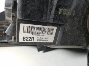 Kia ceed (2012–2018) Esituli 92102A2220 - 9