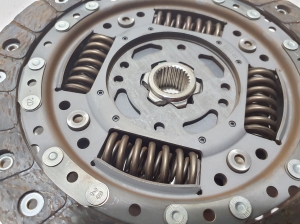 Kia Niro (2016–2022) Kupplungsscheibe 410722B200 - 2