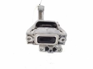 Volkswagen Tiguan (2007–2016) Engine mount 5N0199262M - 2