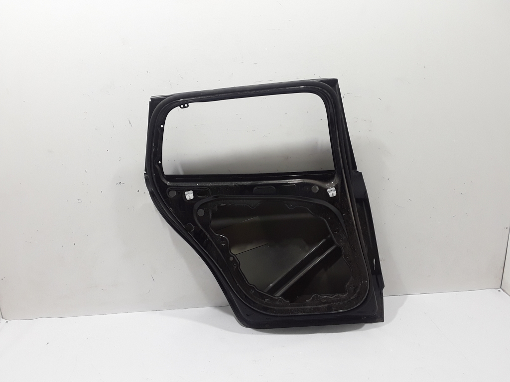 VOLVO V60 2 generation (2018-2023) Left Side Sliding Door 31693068 21735691