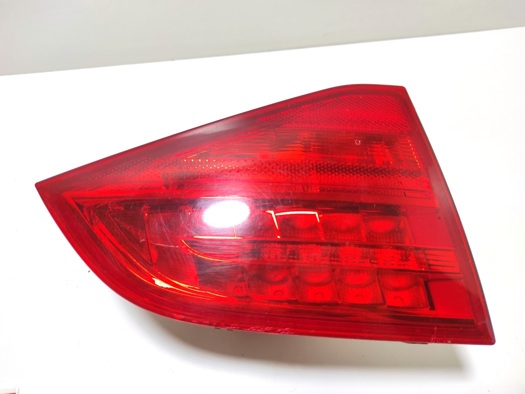 AUDI A4 B8/8K (2011-2016) Left Side Tailgate Taillight 8K9945093B 21734432