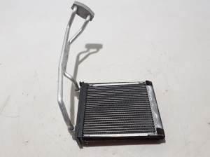  Interior shoulder radiator 