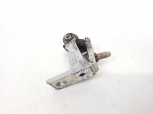   Front door top hinge  - 8K0831401E 