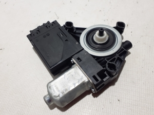 VOLVO XC60 (2017–2026) Hinterer Seitentür-Fensterhebermotor 32283266 - 2