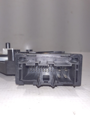VOLVO XC60 (2017–2026) Hinterer Seitentür-Fensterhebermotor 32283266 - 3