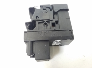 AUDI S5 8T3 (2007–2016) Parking brake switch 8K2927225E - 2