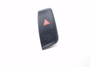 Hazard light switch - 8K2941509A