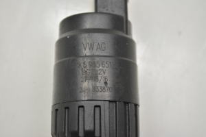 AUDI A6 C7 (2011–2018) Front windshield washer pump 1K5955651 - 2
