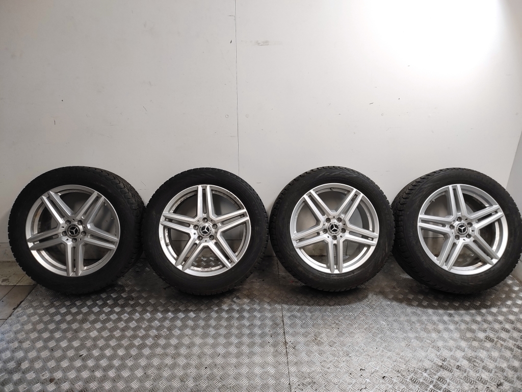 Mercedes Benz GLS 166 (2015–2019) Disku komplekts Mercedes Benz GLS 166 (2015–2019) Disku komplekts