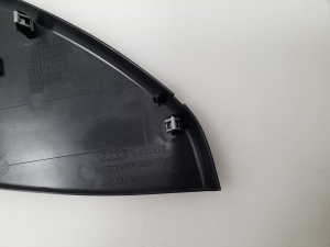 AUDI A4 B7 (2004–2008) Front fuse box cover 8E0857086C - 3