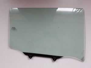 NISSAN Micra K14 (2017–2026) Rear side door glass 823005FA0A - 2