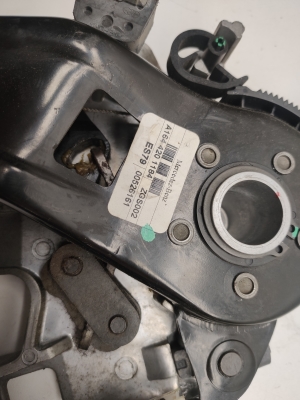Mercedes Benz ML-Class 164 (2005–2011) Feststellbremspedal A1644201184 - 3