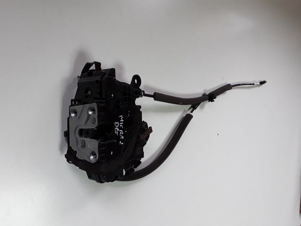 Oikean puolen liukuoven lukko