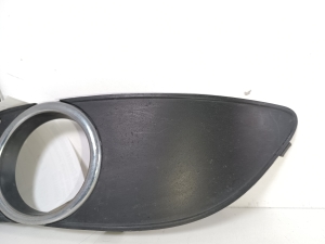  Front bumper fog lamp cover 