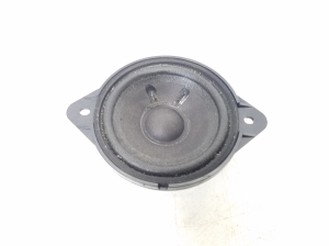   Speaker  - 8K9035709 