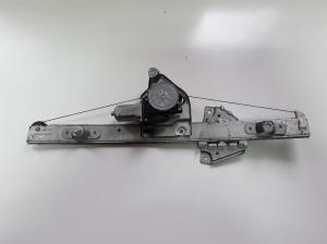 Tagumise külgukse aknatõstuk ja selle osad - 8350265J00