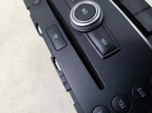 Mercedes Benz GLK-Class 204 (2008–2015) Radio (head unit) A2049060102 - 2