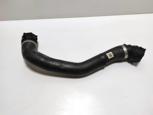 BMW 5 SERIES G31 (2017–2026) Jahutusradiaatori voolik 17128572911 - 2