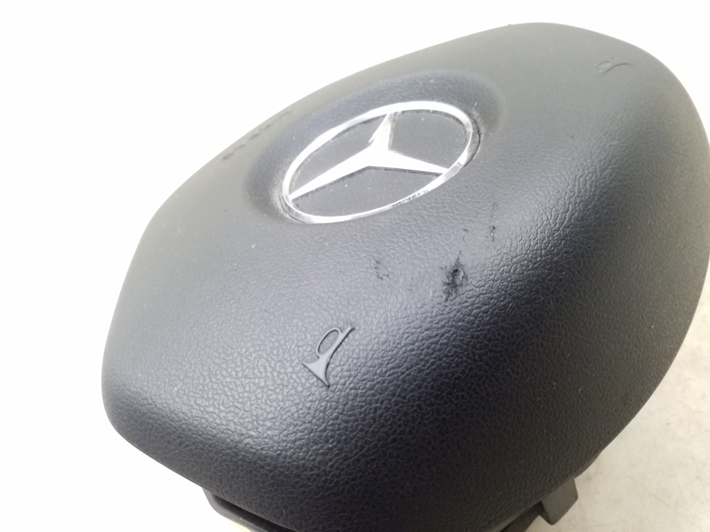 MERCEDES-BENZ CLS-Class C218/X218 (2011-2017) Airbag på rattet A2188603002 24989406