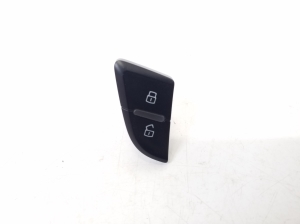   Door lock/unlock switch  - 8K2962108A 