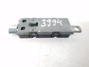AUDI S5 8T3 (2007–2016) Antenna amplifier 8T8035225C - 2