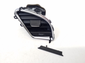 AUDI S5 8T3 (2007–2016) Dashboard air vent grilles 8T2820902C - 2