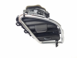   Dashboard air vent grilles  - 8T2820902C 