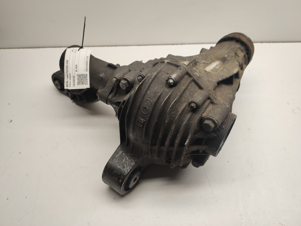 Mercedes Benz ML-Class 164 (2005–2011) Front differential a1643302702 Mercedes Benz ML-Class 164 (2005–2011) Front differential a1643302702