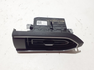 Dashboard air vent grilles - 687612916R