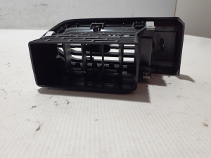 Dacia JOGGER I (2021–2026) Dashboard air vent grilles 687601376R - 2