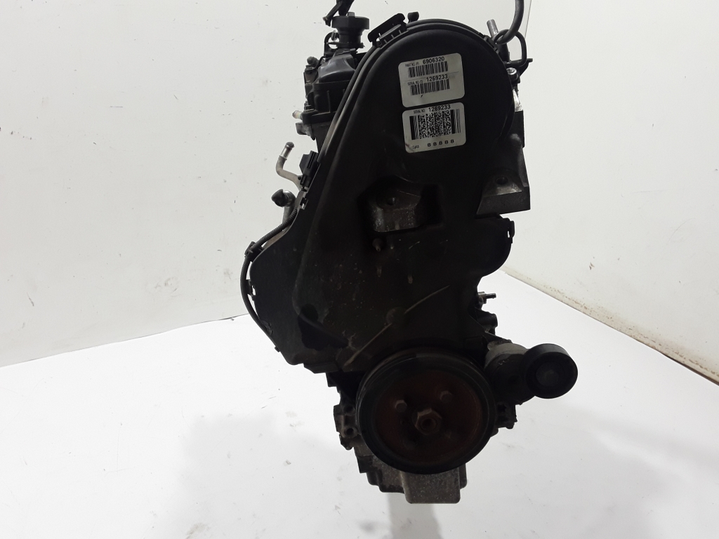 VOLVO V60 1 generation (2010-2020) Motor gol D5204T7 21750185