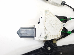 AUDI S5 8T3 (2007–2016) Rear side door window regulator 8T8839461 - 4