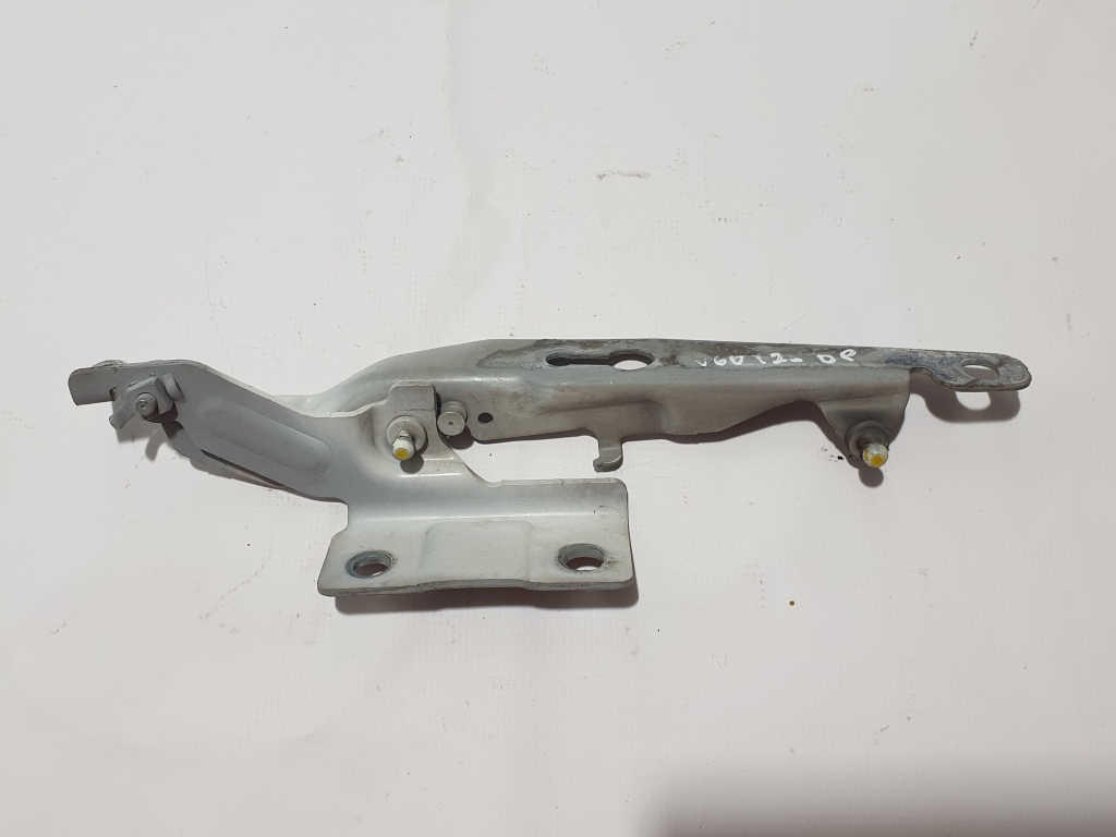 VOLVO V60 1 generation (2010-2020) Front Right Bonnet Hinge 30799179 21754674