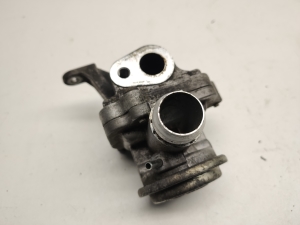  EGR valve 