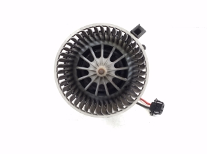 AUDI S5 8T3 (2007–2016) Heizungsgebläsemotor 8K2820021C - 3