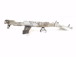 AUDI S5 8T3 (2007–2016) Front fender bracket 8T0821135C - 4