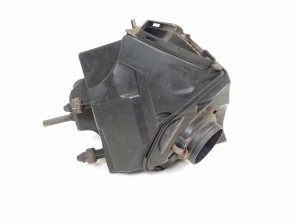 AUDI S5 8T3 (2007–2016) Luftfiltergehäuse 8K0133835BF - 3