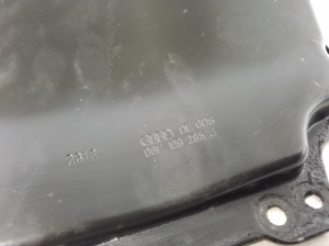 AUDI S5 8T3 (2007–2016) Timing chain cover 06E109285J - 2