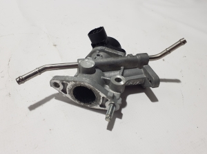  EGR valve 