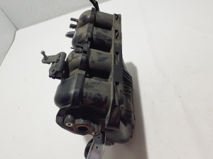  Intake manifold 