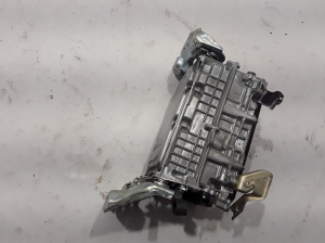 TOYOTA CHR (2016–2026) Invertors G920047241 - 3