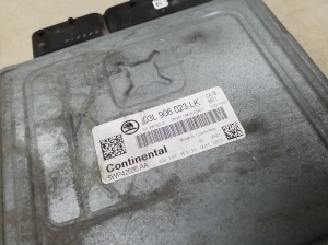 Skoda Fabia MK 2 (2007–2014) Engine control unit 03L906023LK - 2