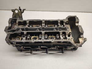   Cylinder head  - A6420100821 
